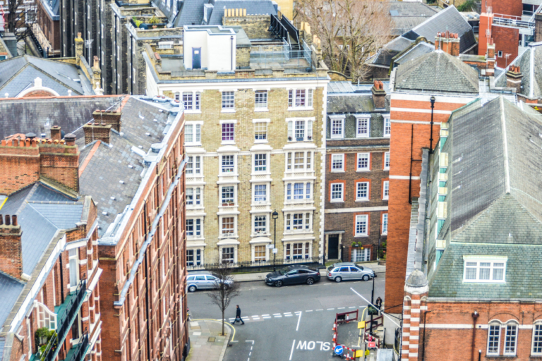 Tips for Exploring London’s Multicultural Neighborhoods