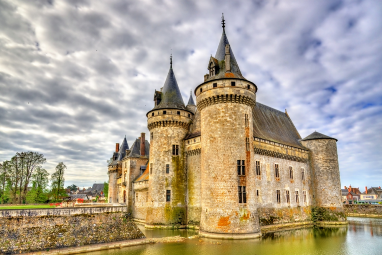 Exploring the Loire Valley: Castles, Vineyards, and More