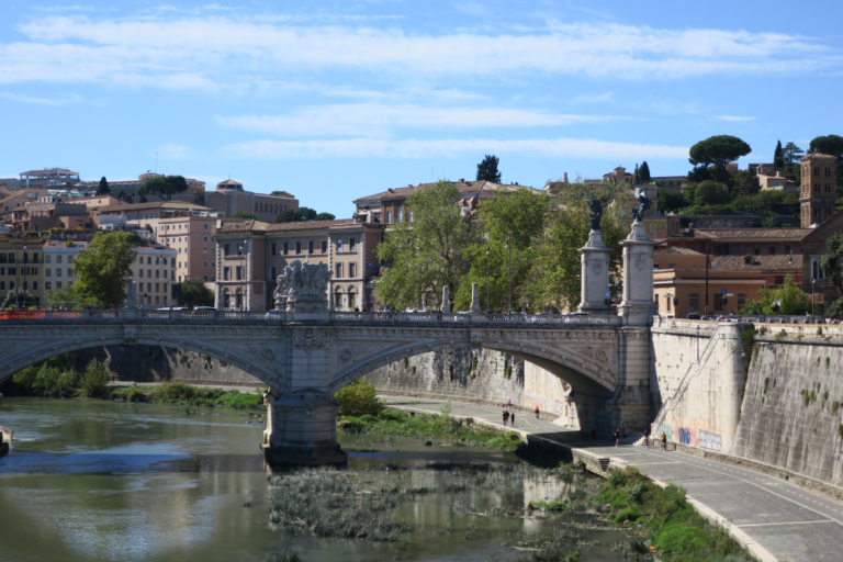 Milan vs. Rome: Which City Should You Visit?